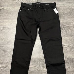 NWT Banana Republic Traveler Athletic Tapered Cropped Denim Jeans 29x26 Black